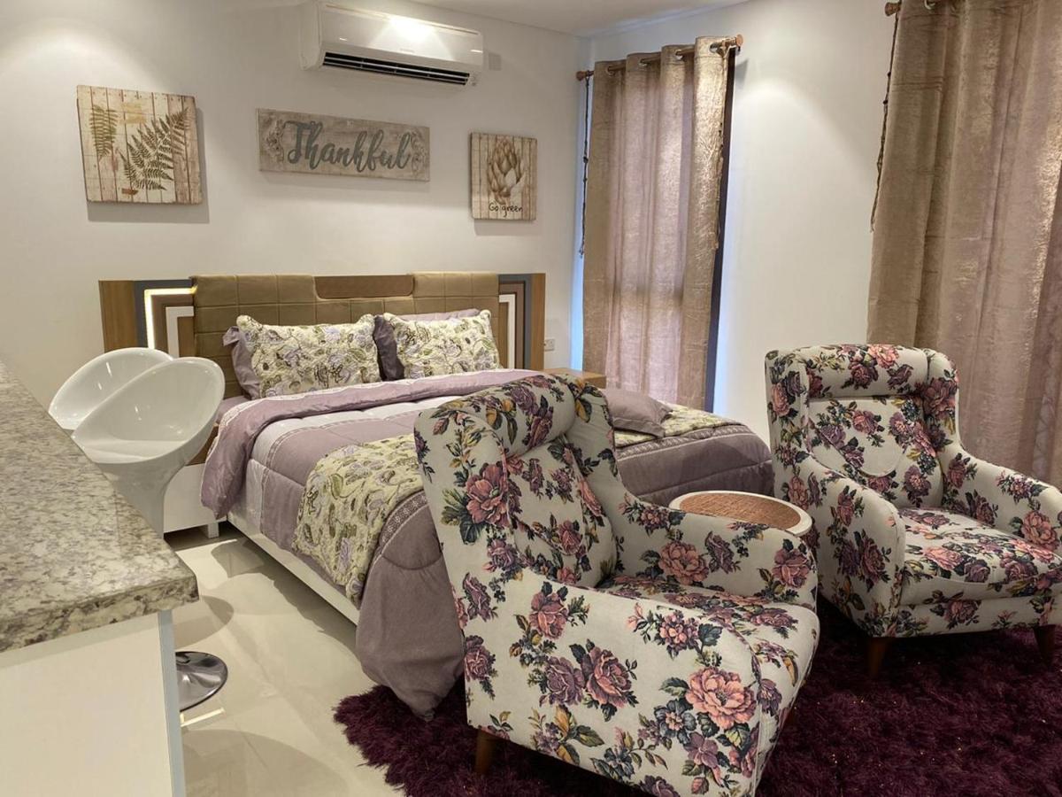 דירות Purple Lily Studio Hawana Lagoons סאלאלה מראה חיצוני תמונה