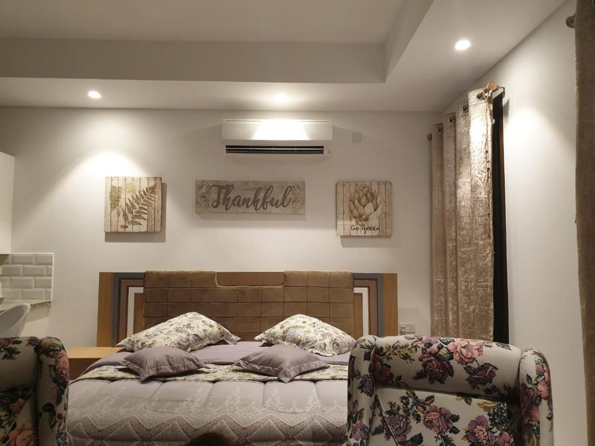 דירות Purple Lily Studio Hawana Lagoons סאלאלה מראה חיצוני תמונה
