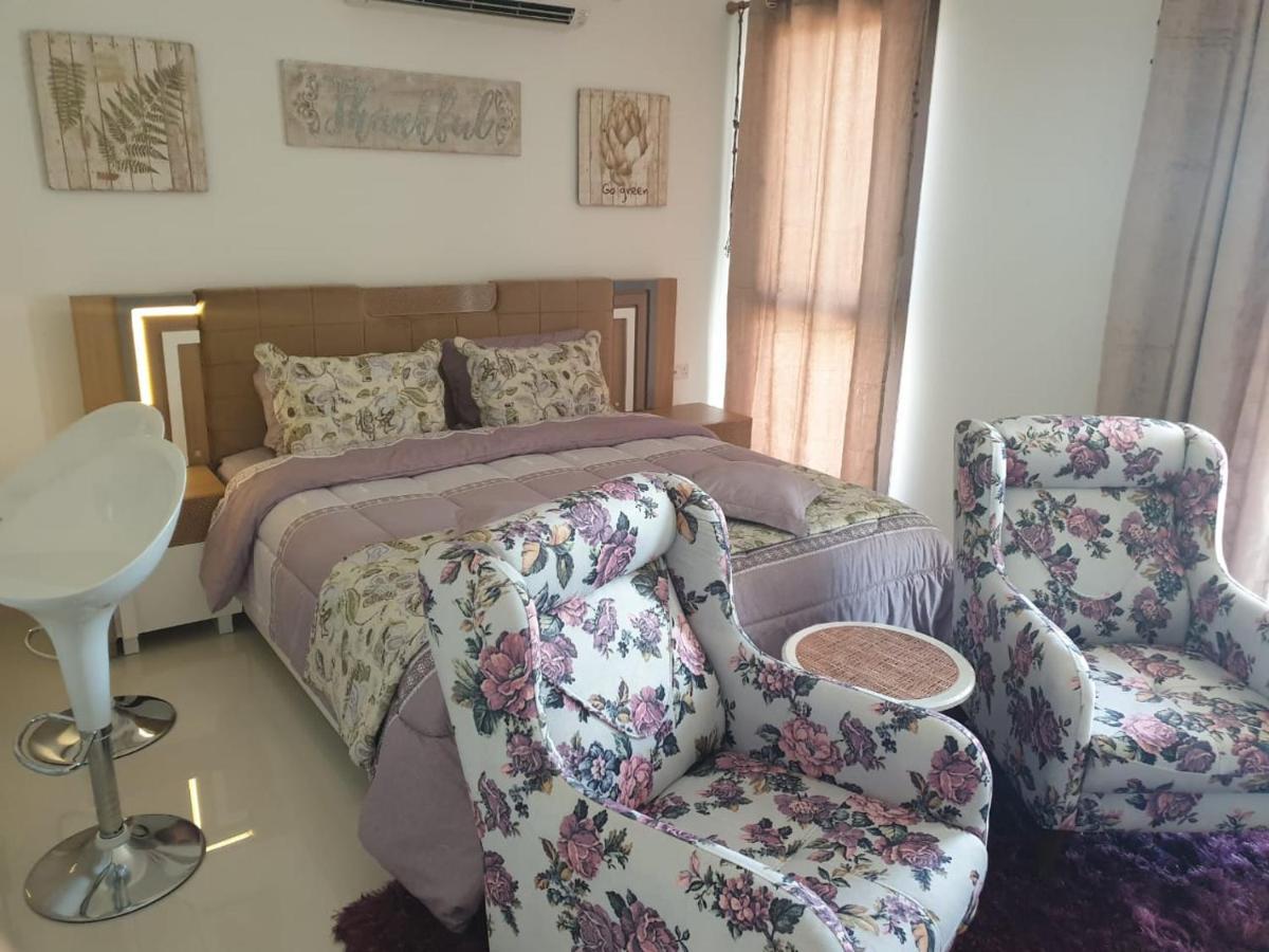 דירות Purple Lily Studio Hawana Lagoons סאלאלה מראה חיצוני תמונה